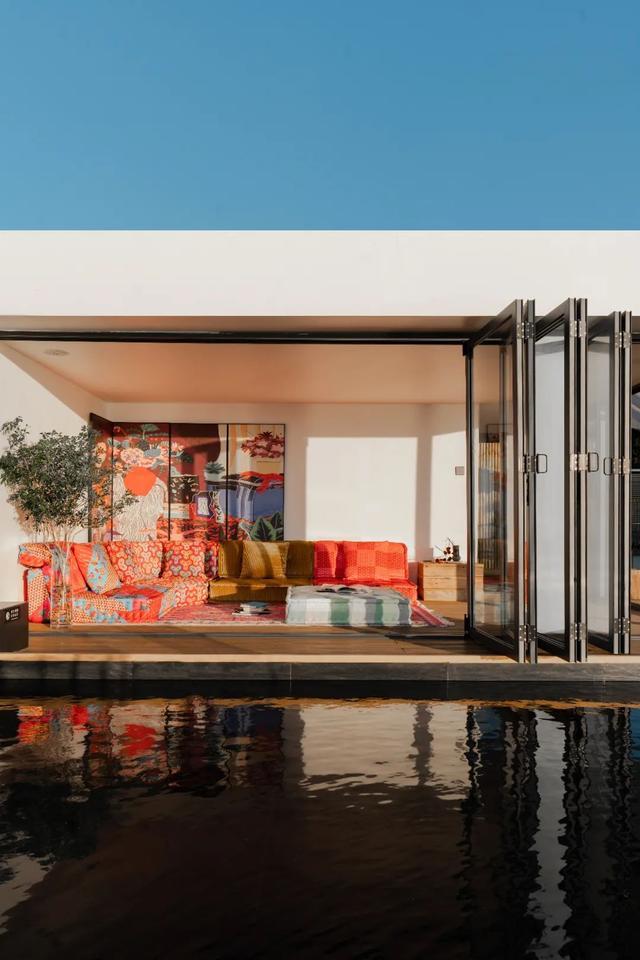 落日+海鸥=浪漫天花板 海晏村首家海景民宿营业首月“爆满”